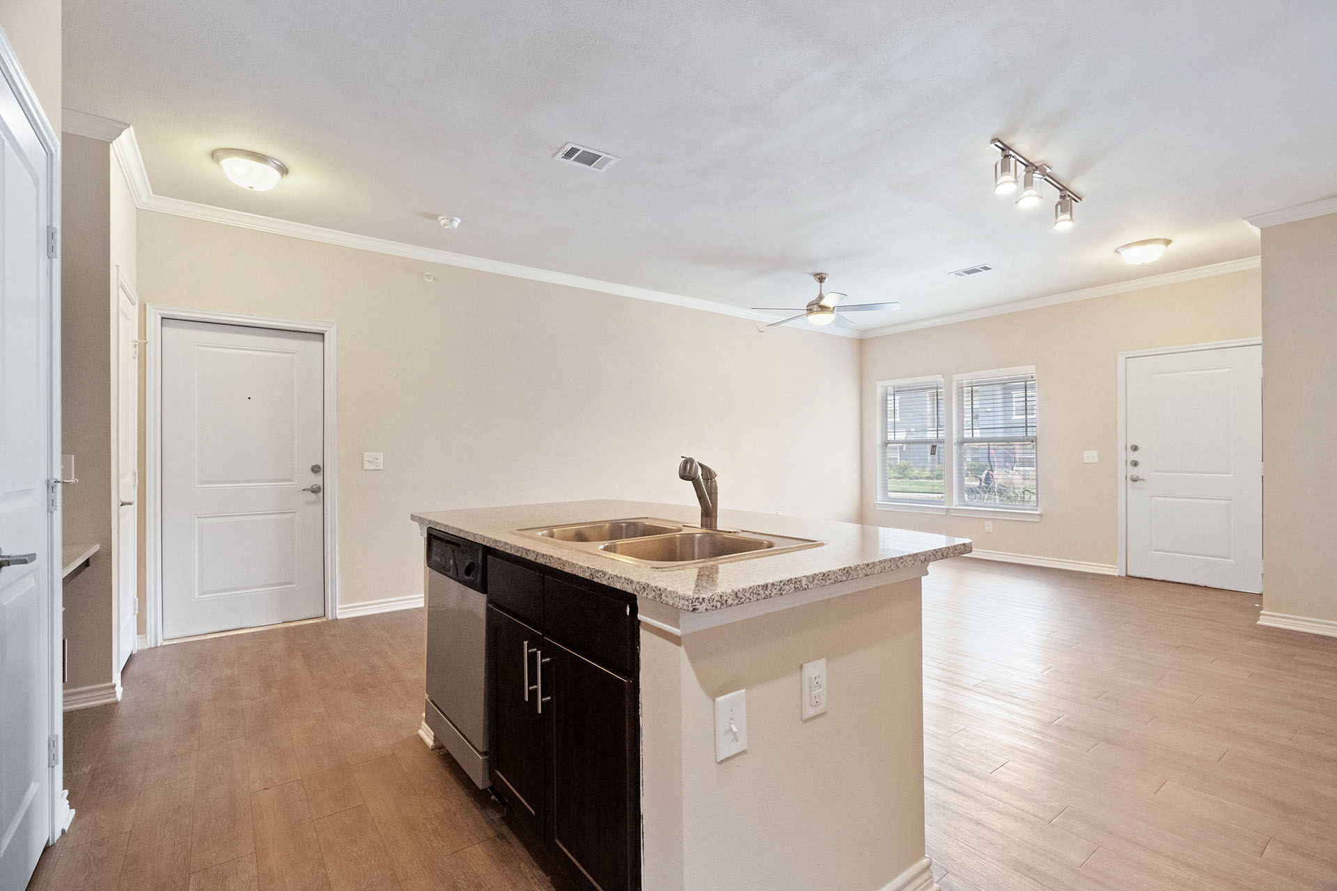 Residence at Midland Image 73
